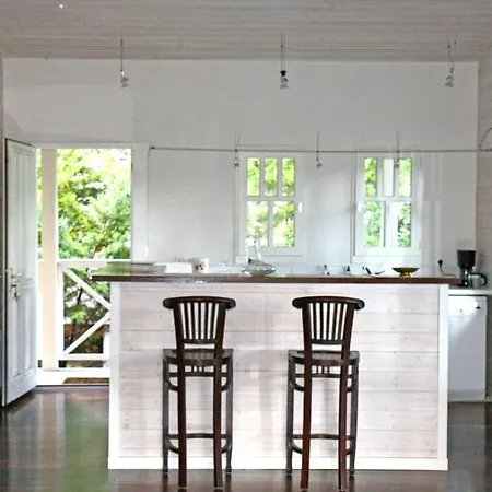 La Coloniale Villa
